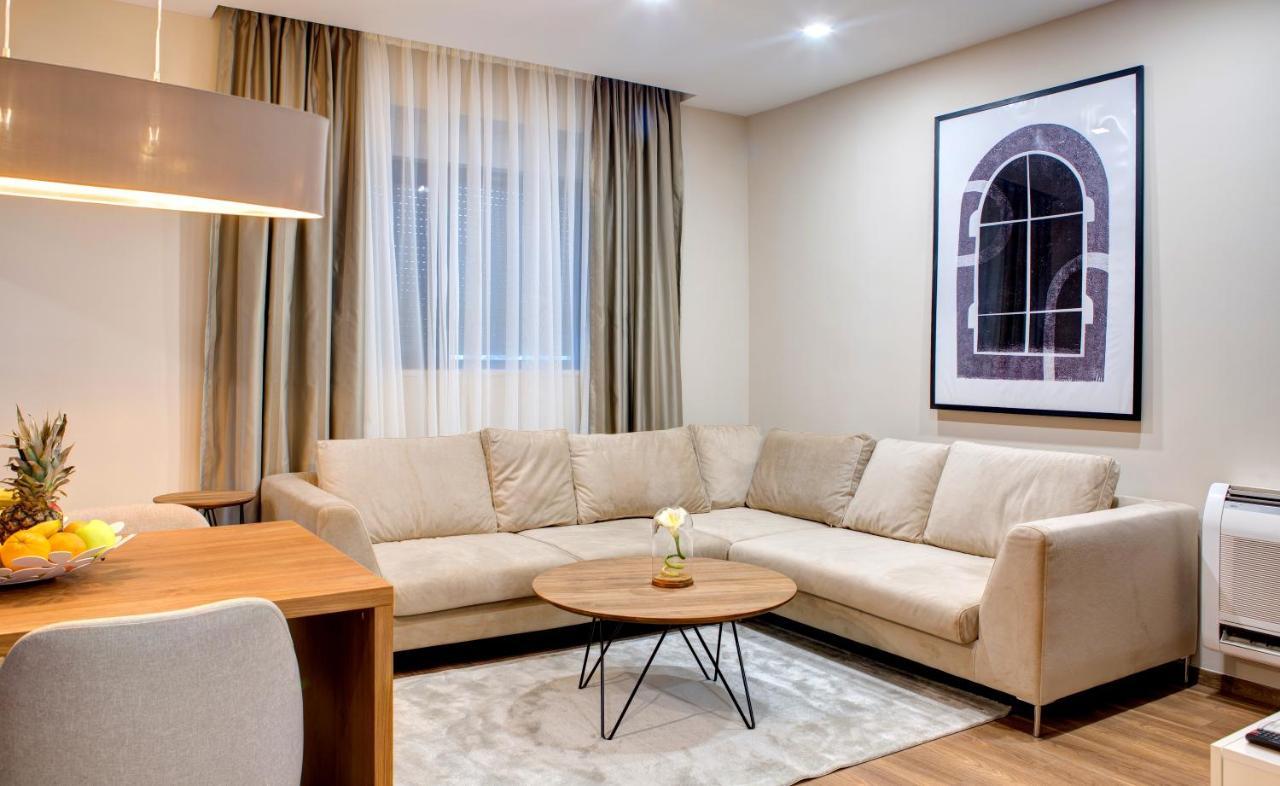 Royal Apartments โมสตาร์ ภายนอก รูปภาพ