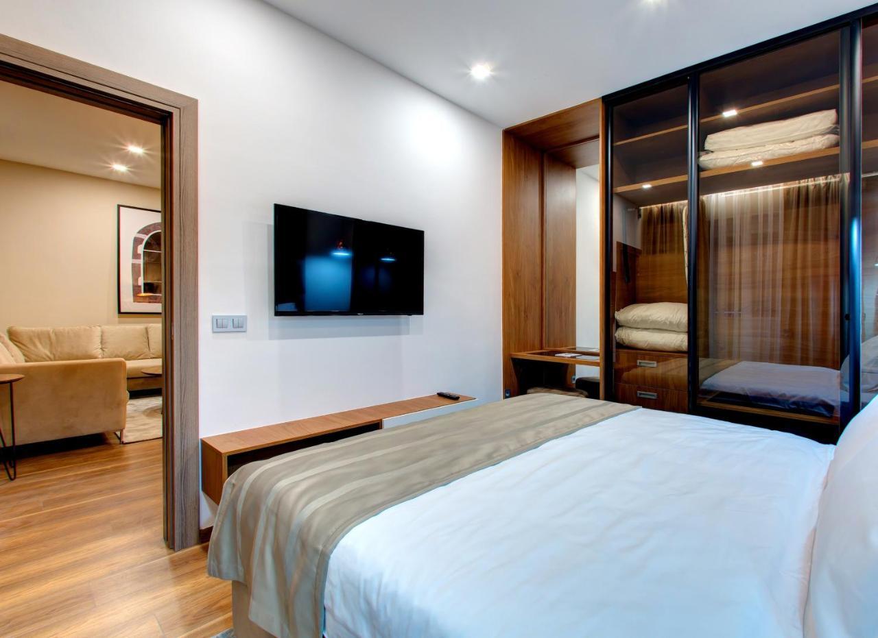 Royal Apartments โมสตาร์ ภายนอก รูปภาพ