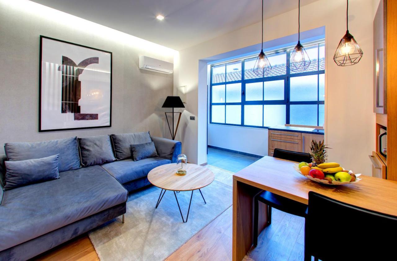Royal Apartments โมสตาร์ ภายนอก รูปภาพ